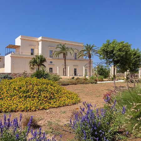 Il Giardino Grande - Dimora In Salento Acomodação com café da manhã Parabita Exterior foto