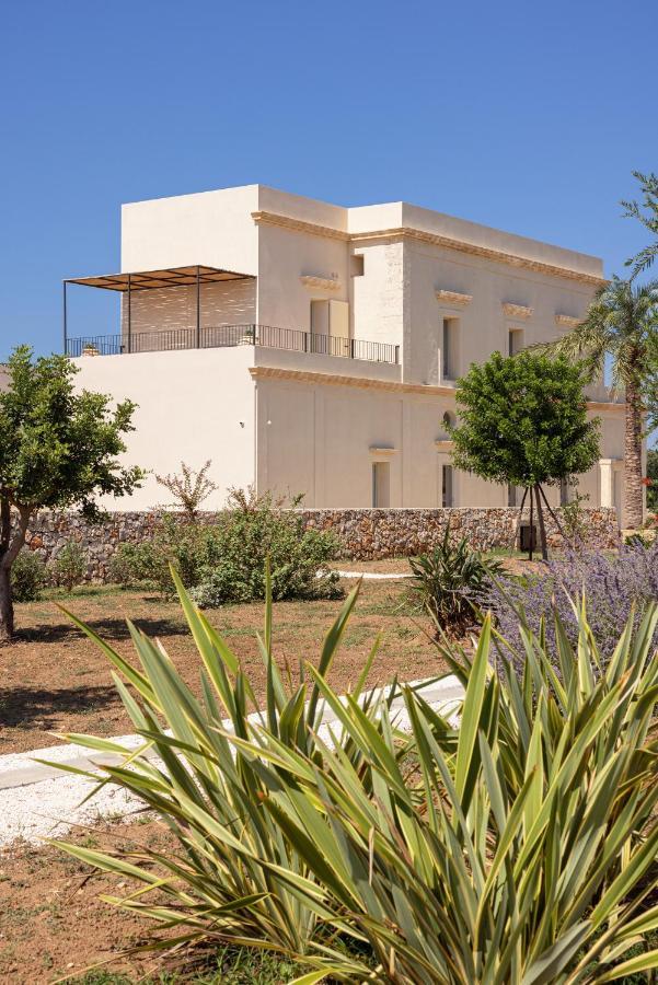 Il Giardino Grande - Dimora In Salento Acomodação com café da manhã Parabita Exterior foto