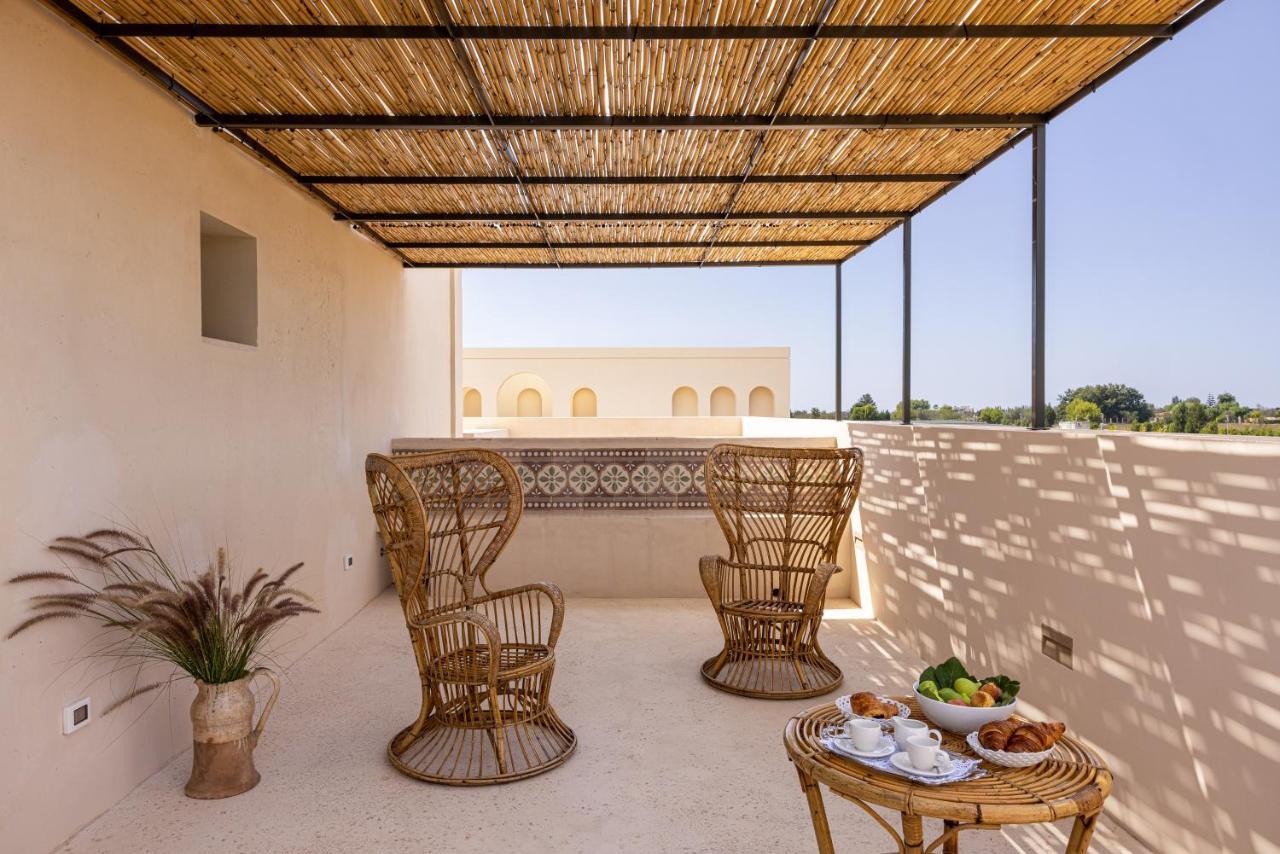 Il Giardino Grande - Dimora In Salento Acomodação com café da manhã Parabita Exterior foto